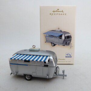 NEW 2007 HALLMARK AIRSTREAM DREAMS TRAVEL TRAILER AWNING CHRISTMAS ORNAMENT